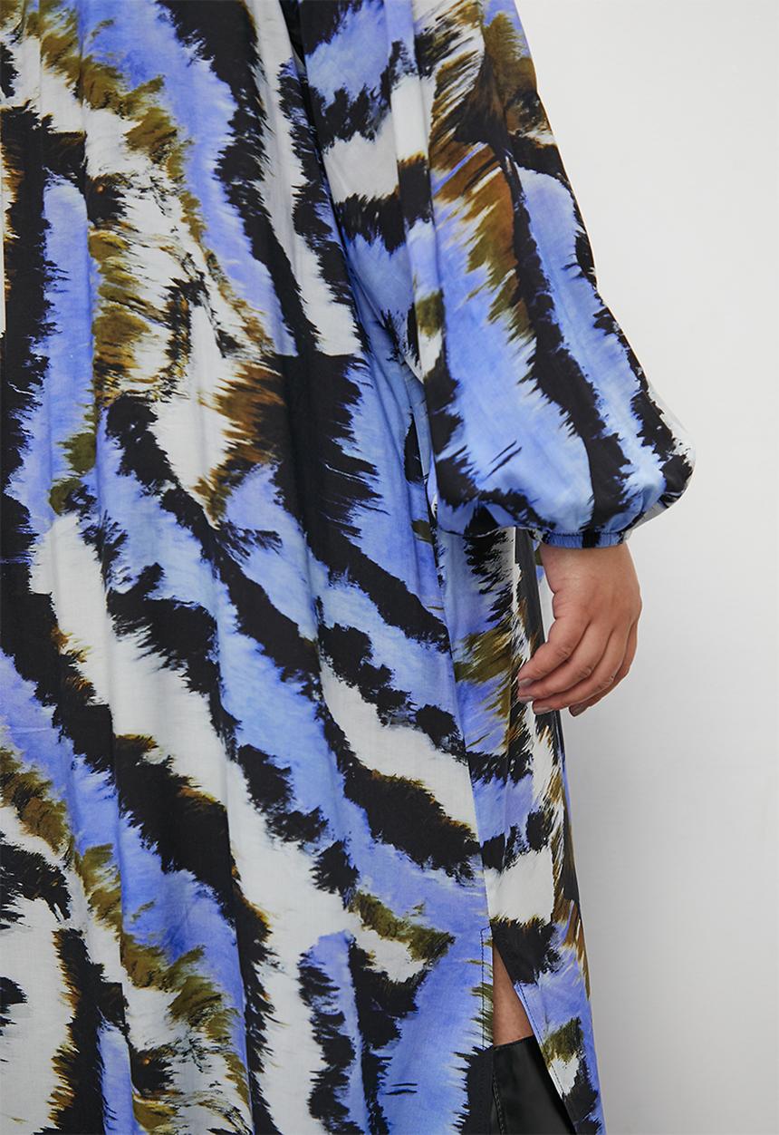 Superbalist - Button through raglan shirt dress - bold abstract