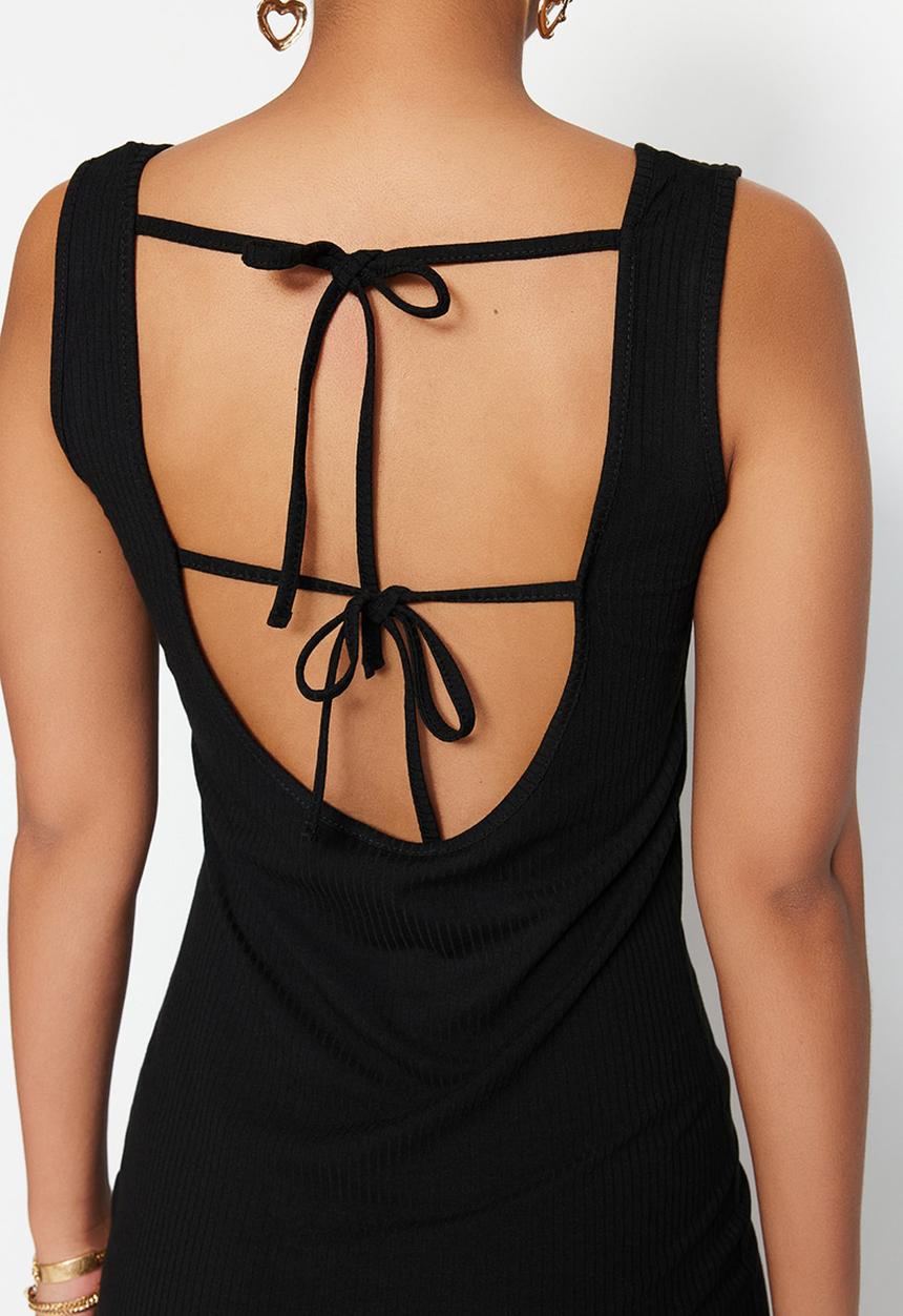 Trendyol - Back tie detailed dress - black