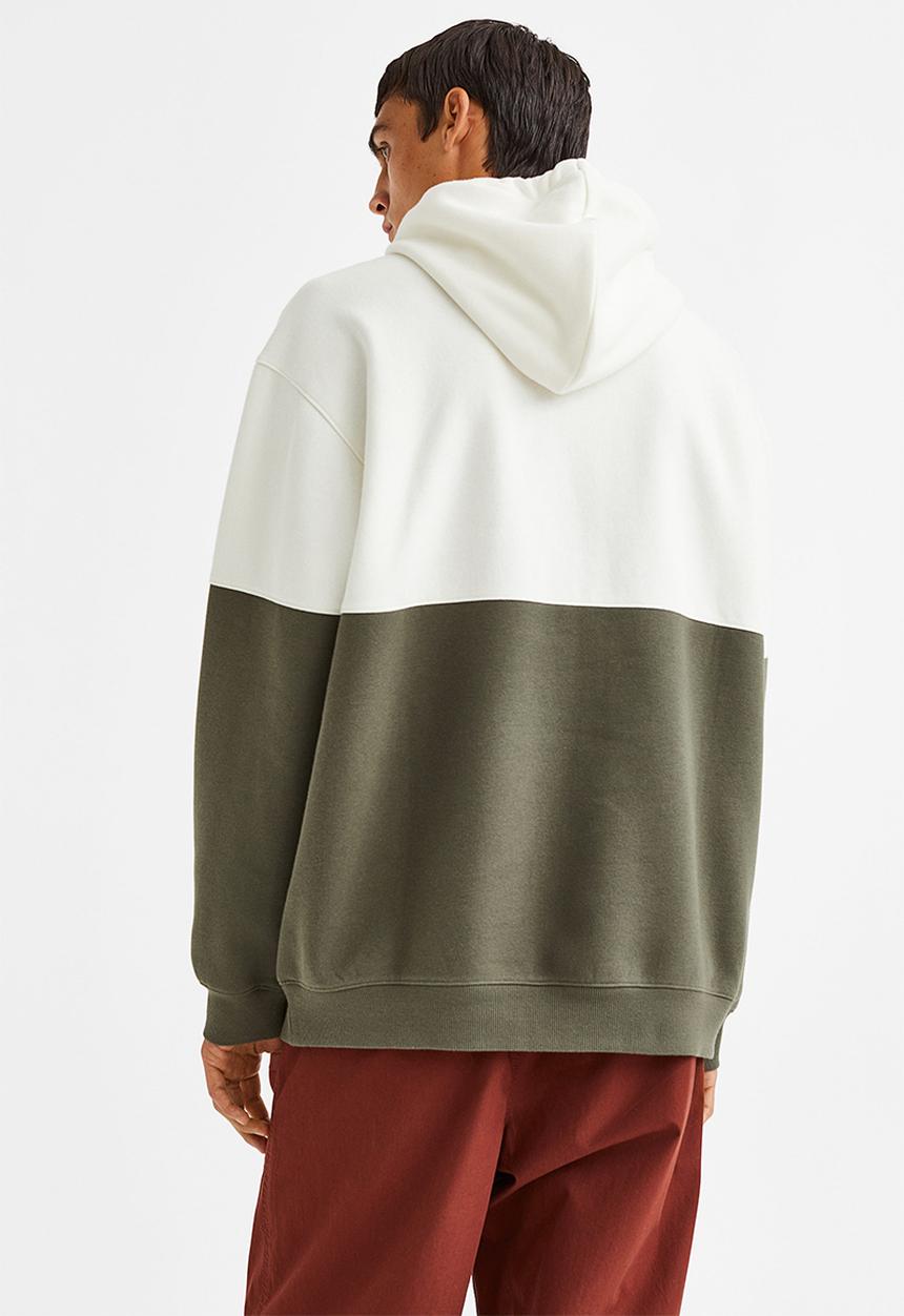 H&M - Relaxed fit hoodie - khaki green/block-coloured