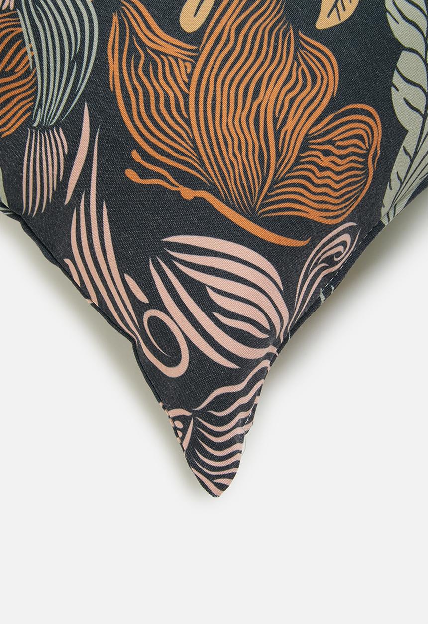 Fabric Bank  - Fanstay world cushion cover - floral