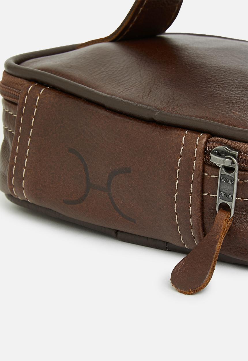 Thandana - Single Toiletry Leather - brown