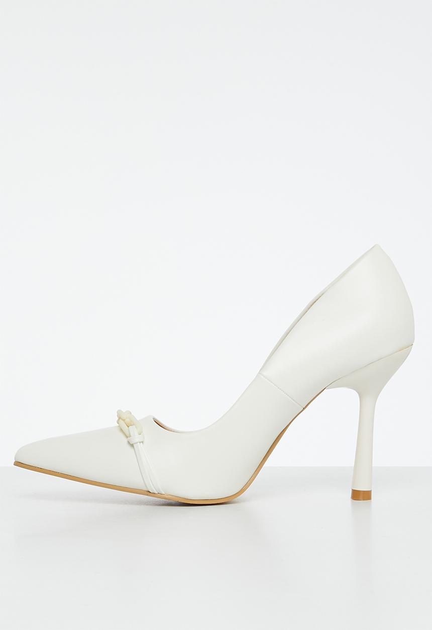 Superbalist - Josie court heel - off white