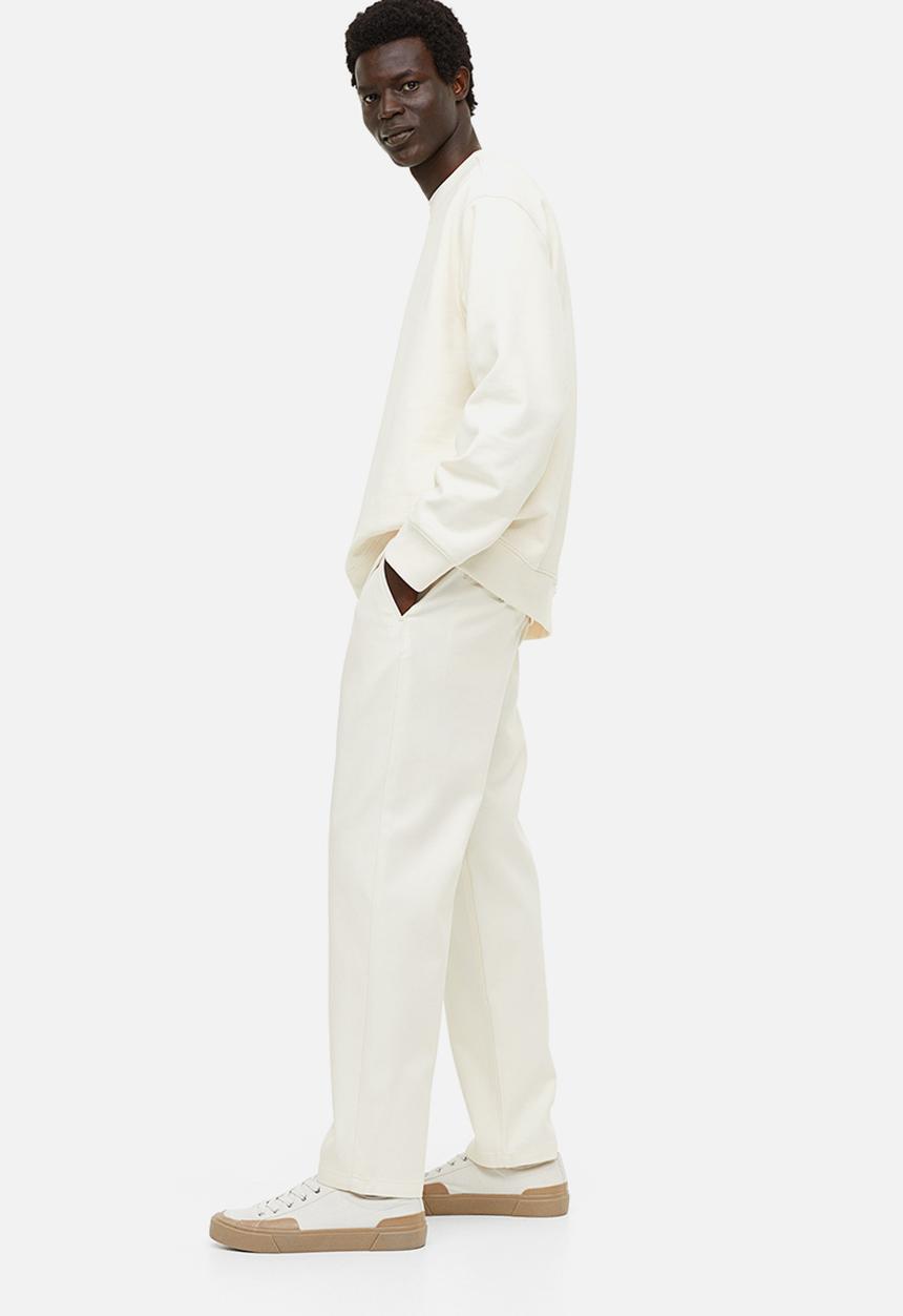 H&M - Essentials no 9: the chinos - cream