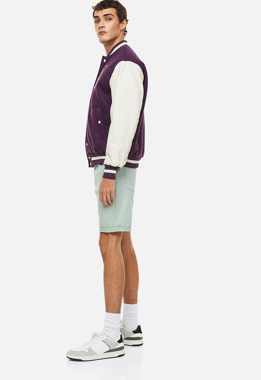 H&M - Slim fit cotton twill shorts - light green