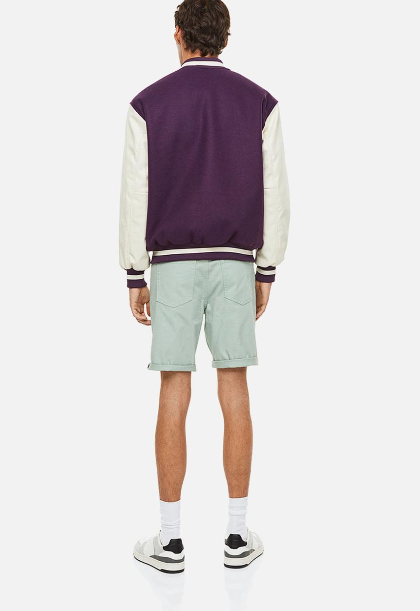 H&M - Slim fit cotton twill shorts - light green