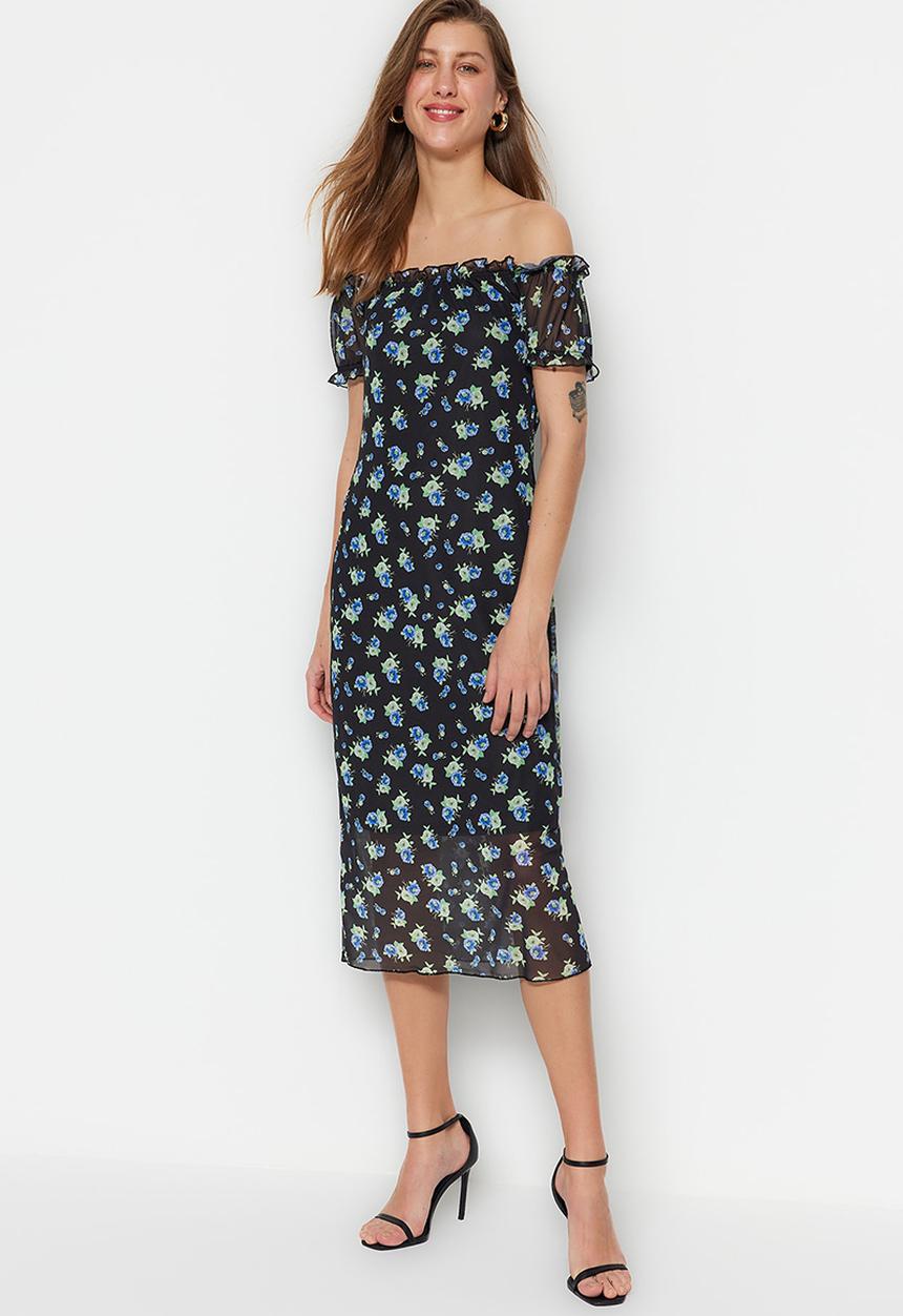 Trendyol - Floral off shoulder a-line dress - black