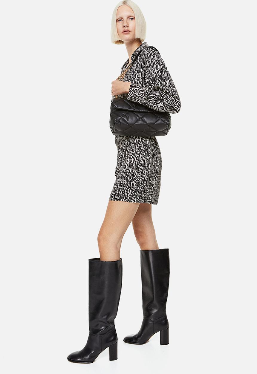 H&M - Satin wrapover shirt dress - black patterned 