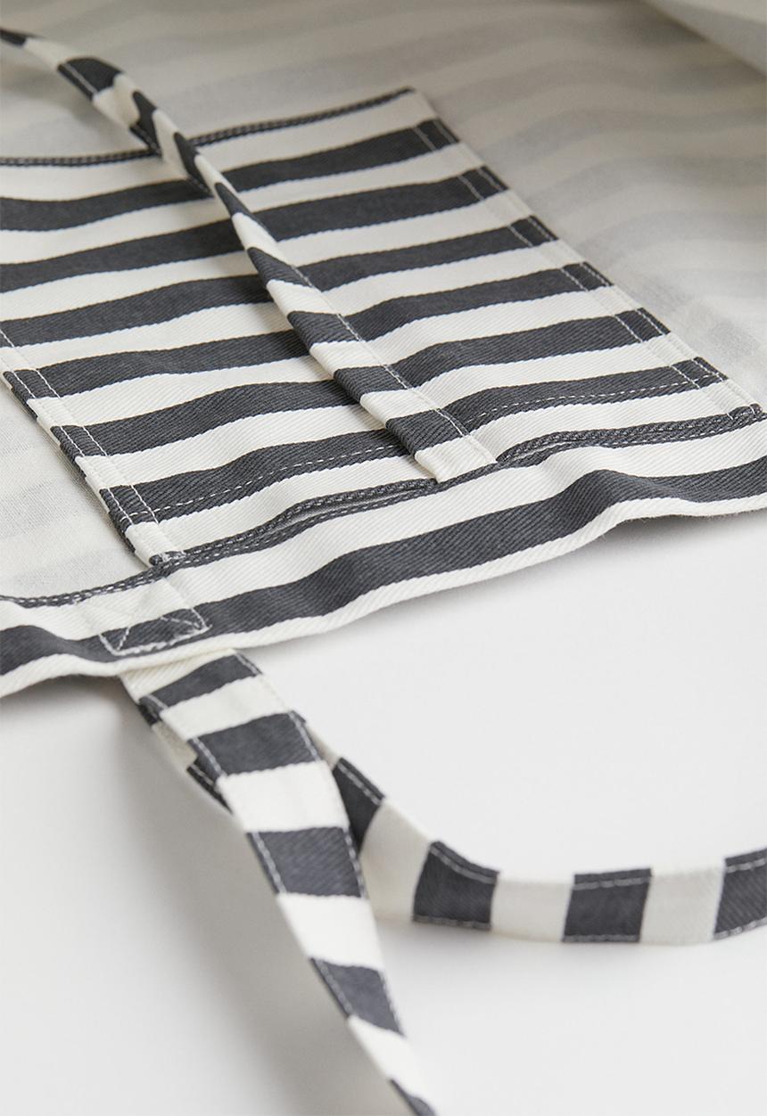 H&M - Striped beach bag - dark grey/striped