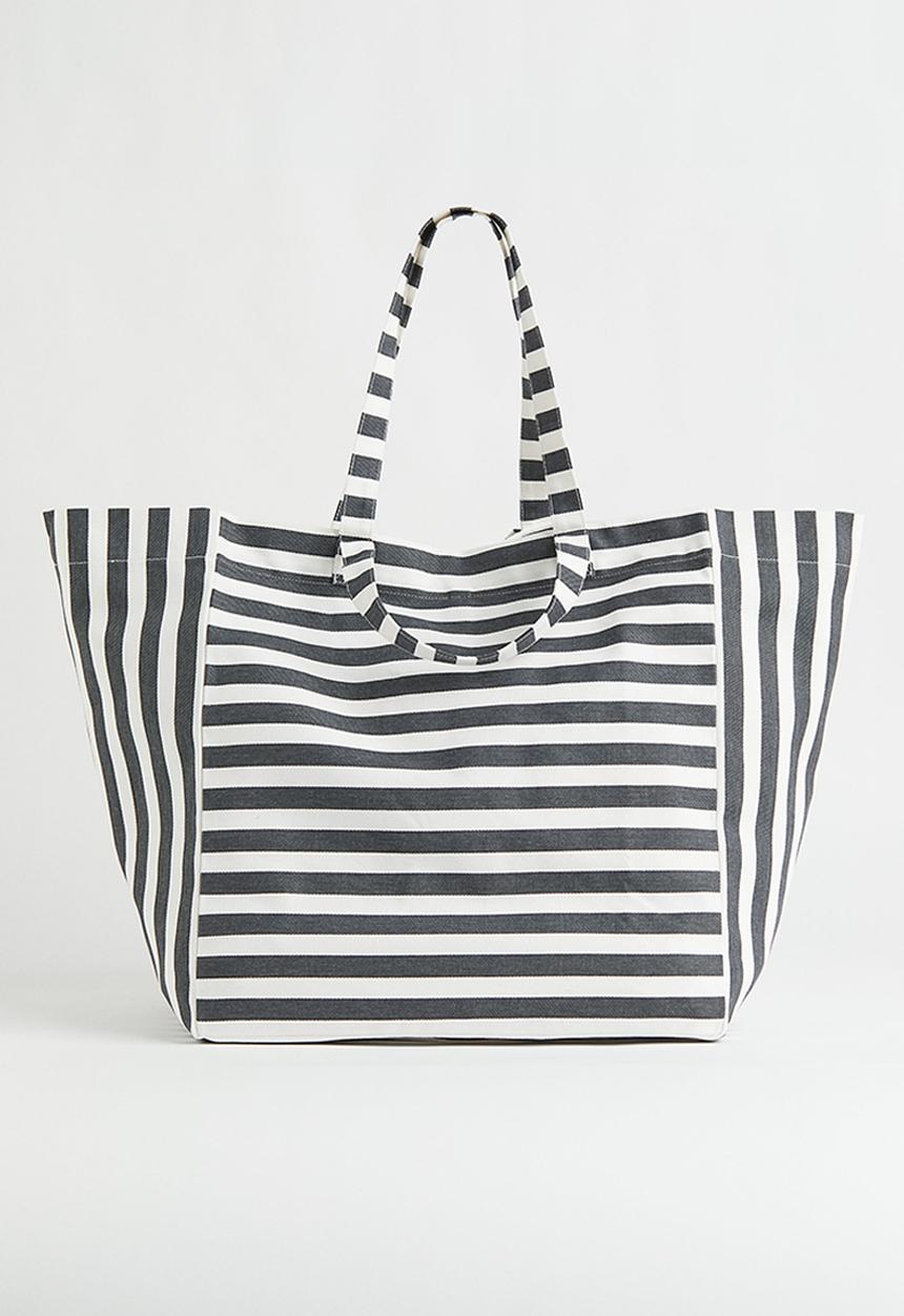 H&M - Striped beach bag - dark grey/striped