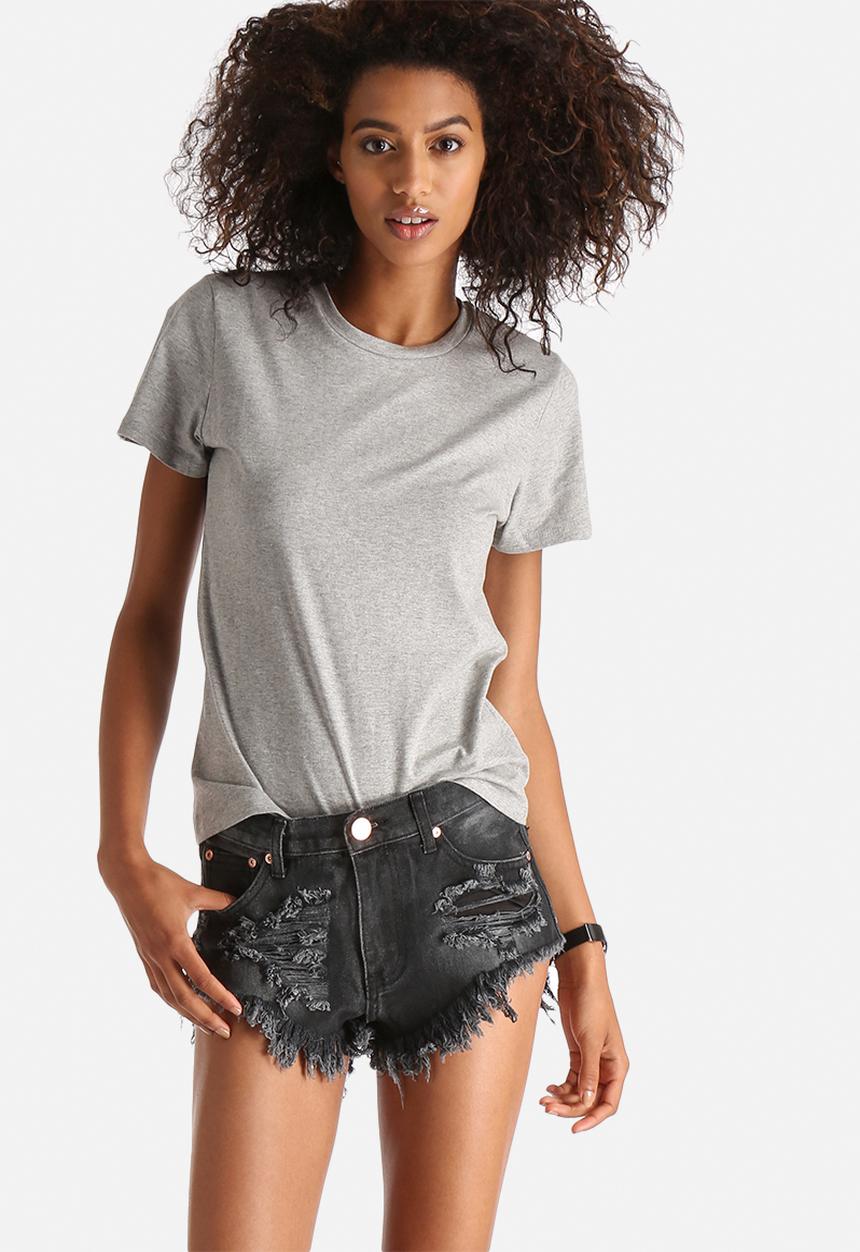 dailyfriday - Chloe Essential Crew
