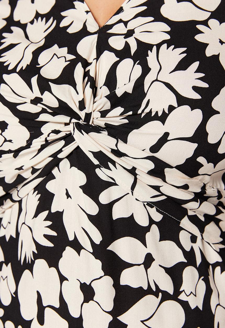 Trendyol - Plus twisted bodice dress - black/white 