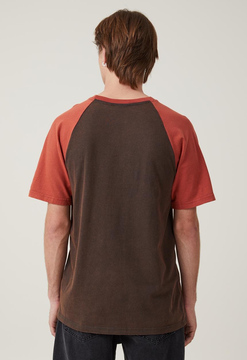 Cotton On - License raglan T-shirt - lcn bra washed black & bruschetta red