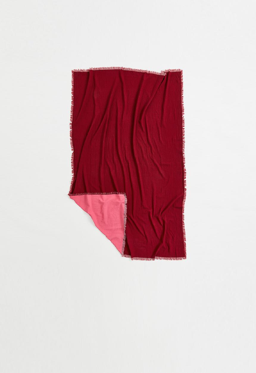 H&M - Fringed cotton muslin bedspread - red/pink