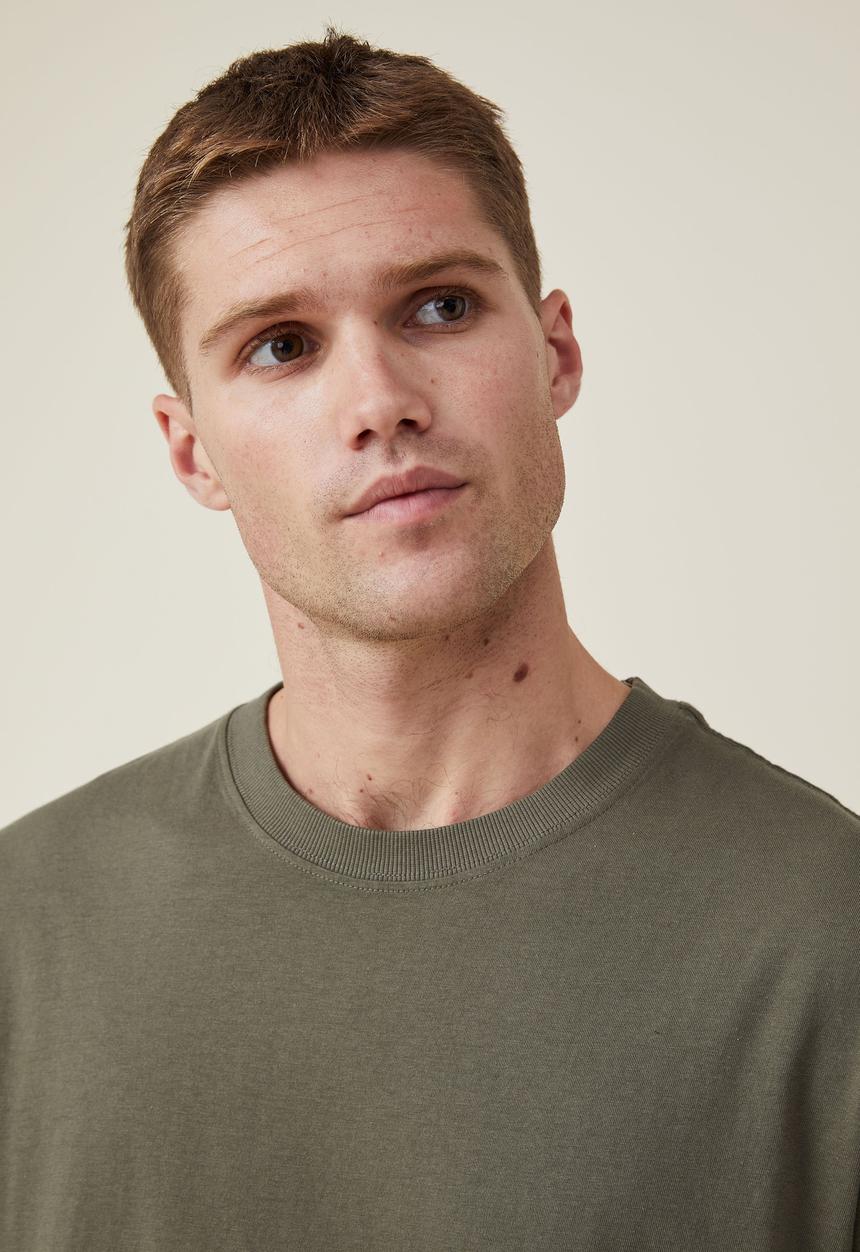Cotton On - Organic loose fit T-shirt - military 