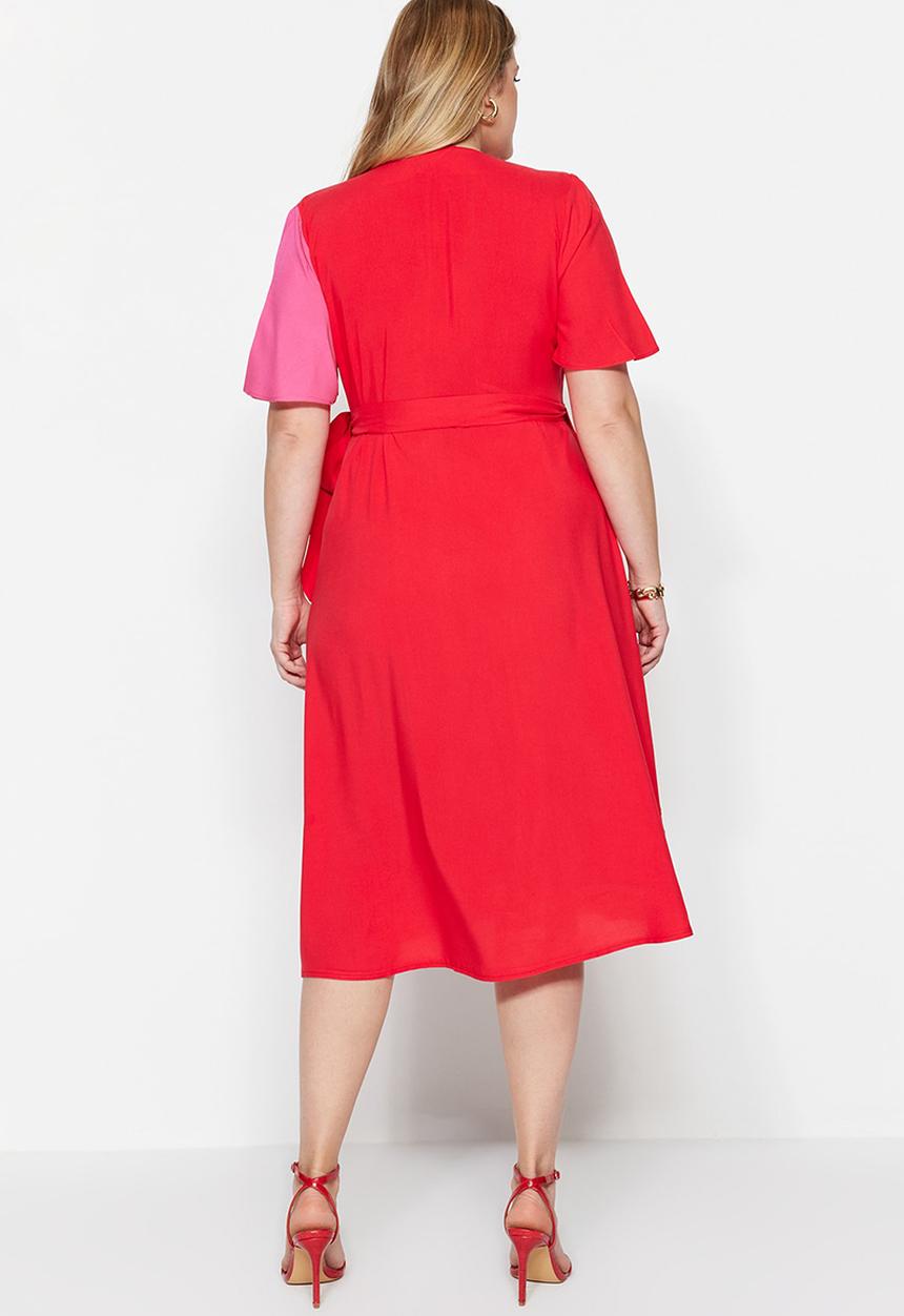 Trendyol - Plus wrap dress - red/pink