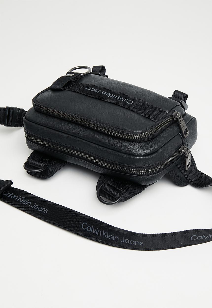 Calvin Klein - Explorer harness21 pu - black