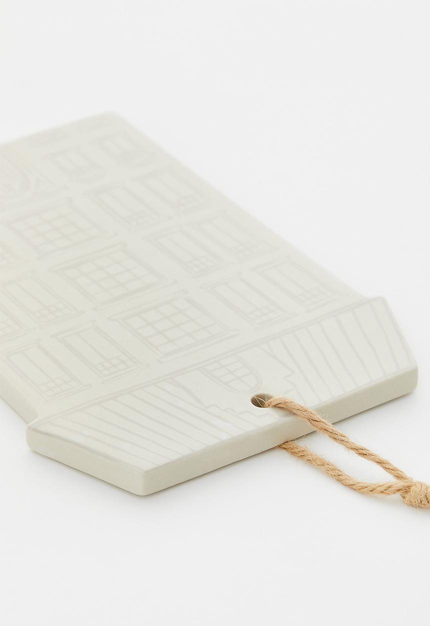 H&M - Stoneware cheese board - light beige/house