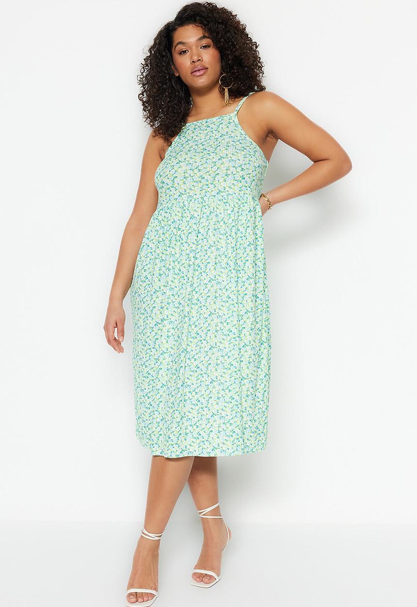 Trendyol - Plus high neck floral dress - green