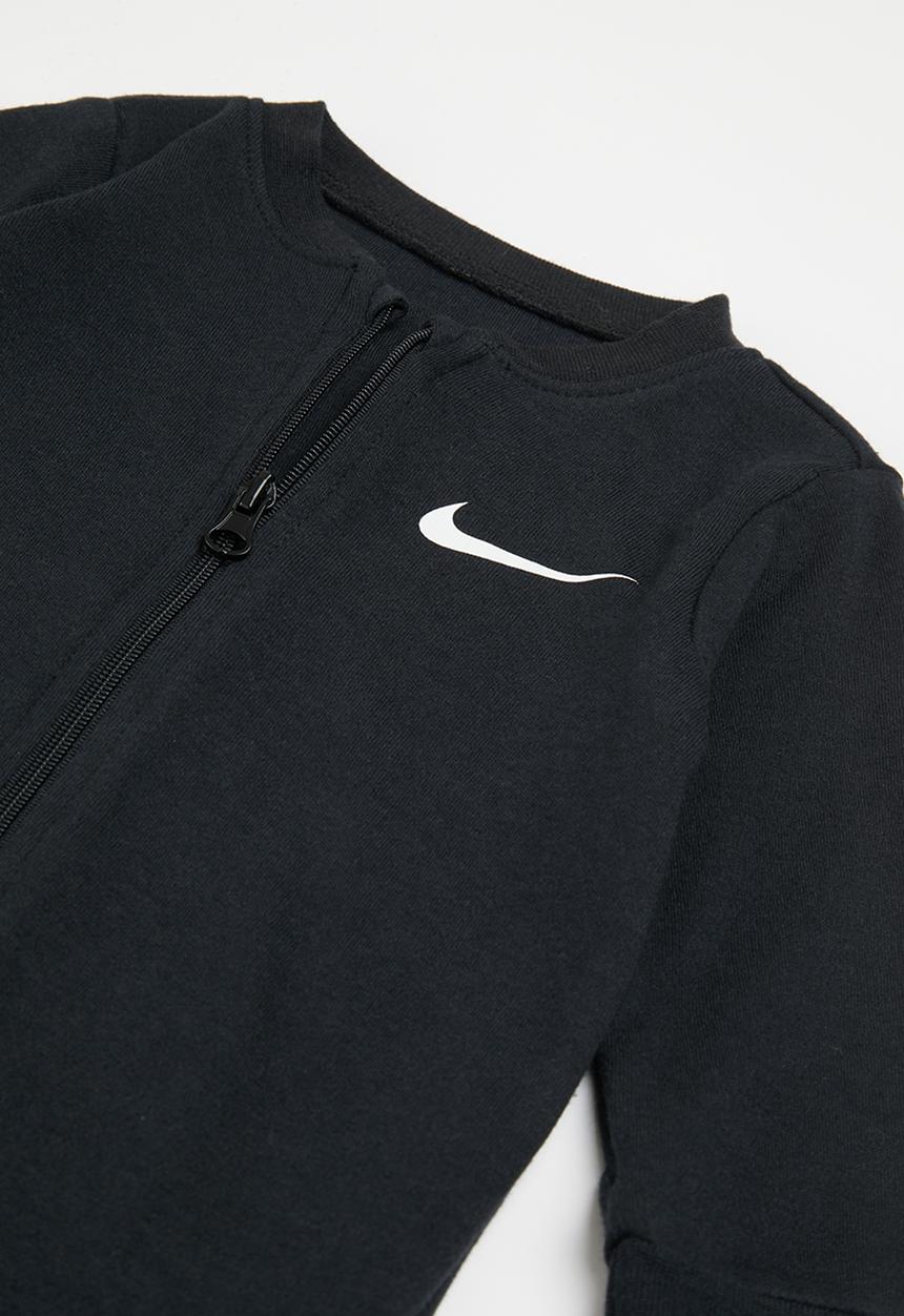 Nike - Nkn essentials footed coverall - black