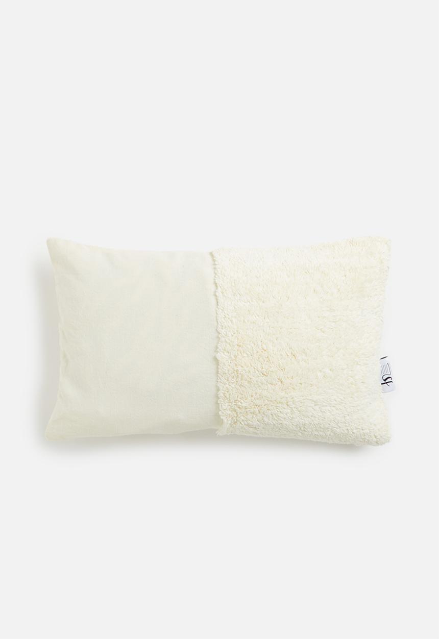 Sixth Floor - Mayeso cushion cover - cream