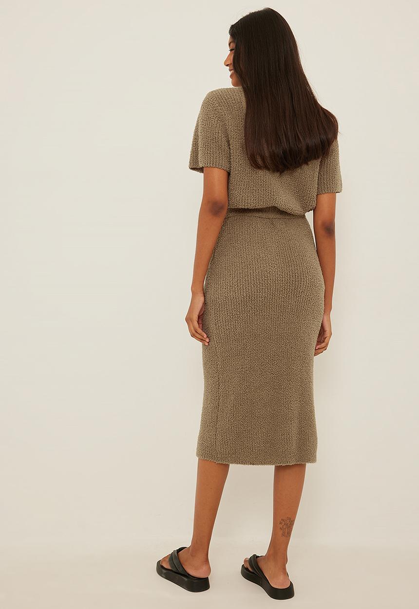NA-KD - Fuzzy knitted midi skirt - brown