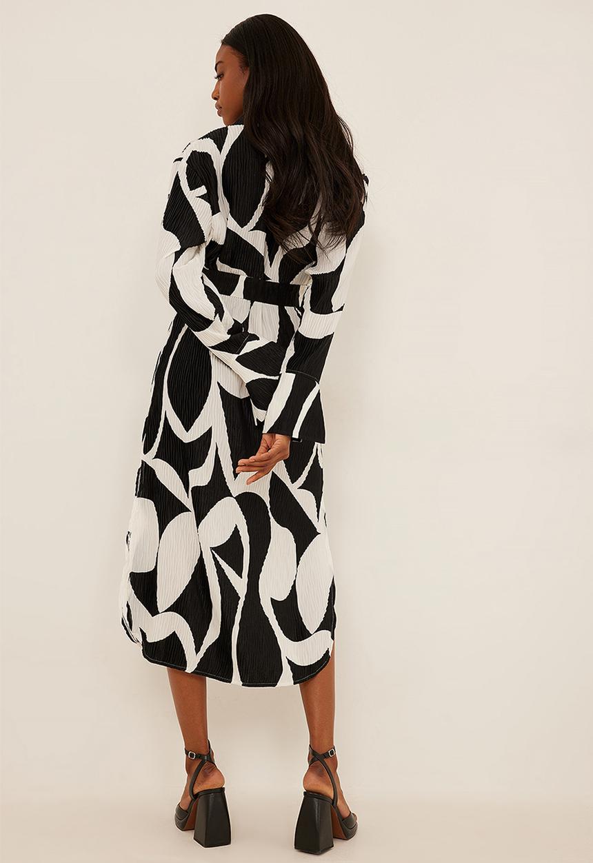 NA-KD - Swirl pattern midi shirt dress - black/white