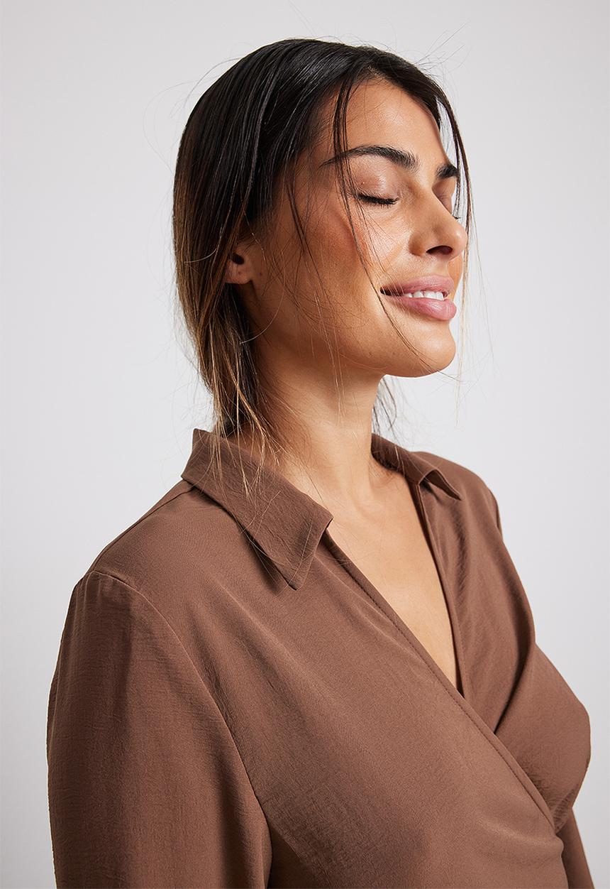 NA-KD - Tie front long sleeve blouse - brown