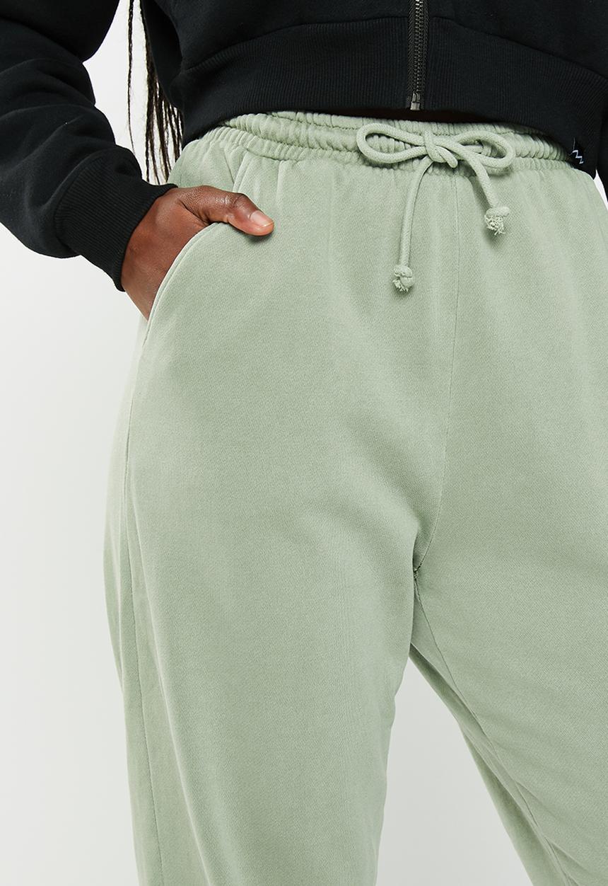 Cotton On - Classic washed trackpant - washed sage