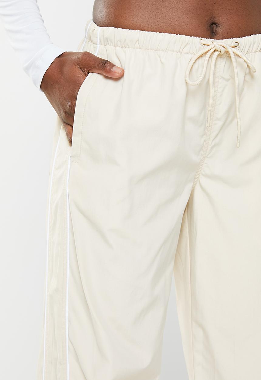 Factorie - Straight leg woven trackpant - light stone/white