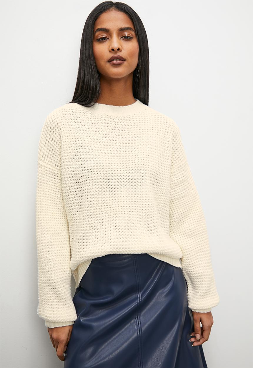 Superbalist - Stitch interest crew neck  - ecru