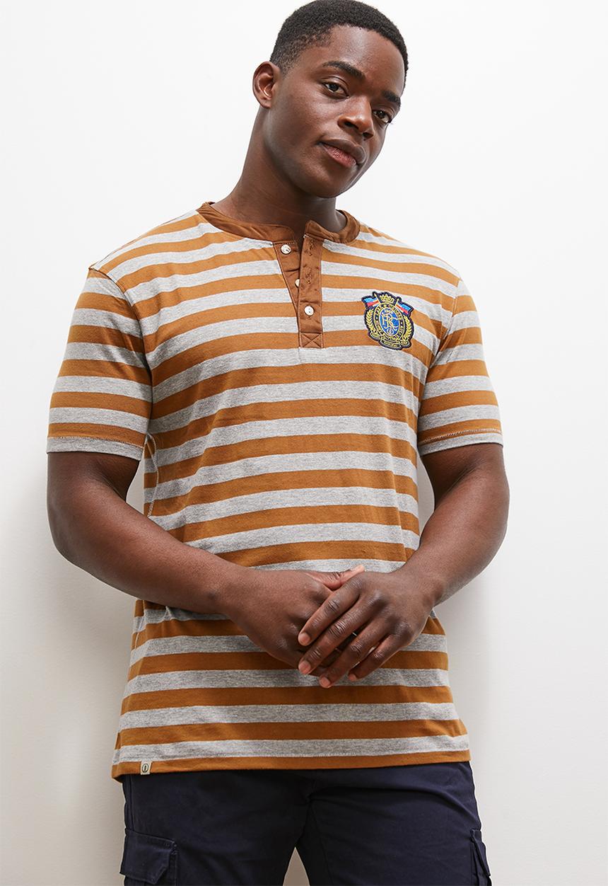 Lark & Crosse - L&c striped grandpa tee - taupe
