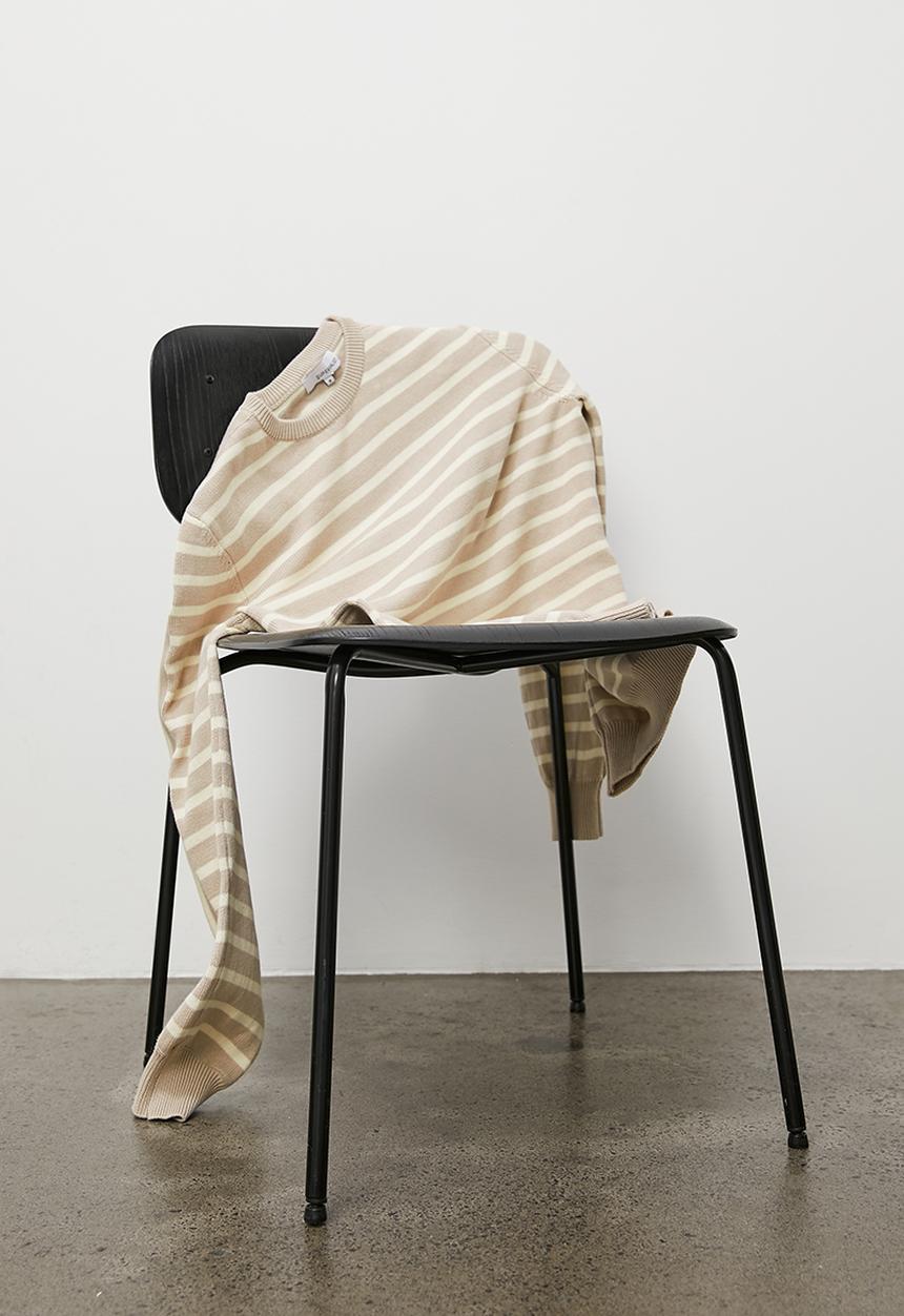 Superbalist - Slim fit long sleeve striped crew neck knit - stone & cream