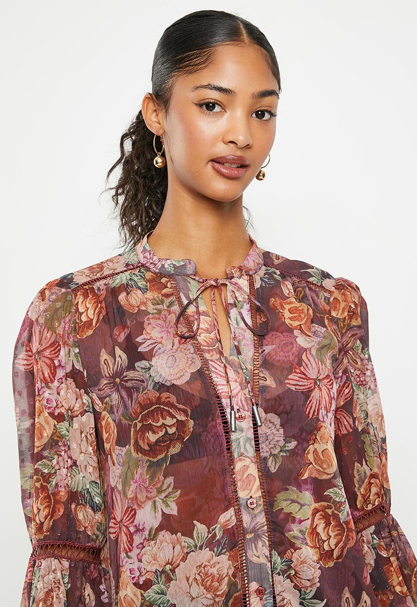 GUESS - Long sleeve josette top - digital tapestry print maroon