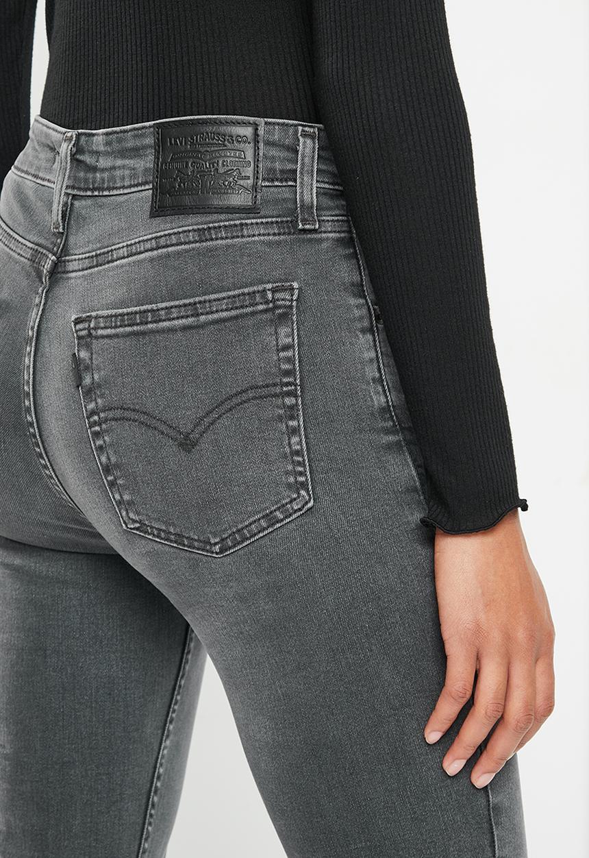Levi’s® - 721 split hem - black destructed