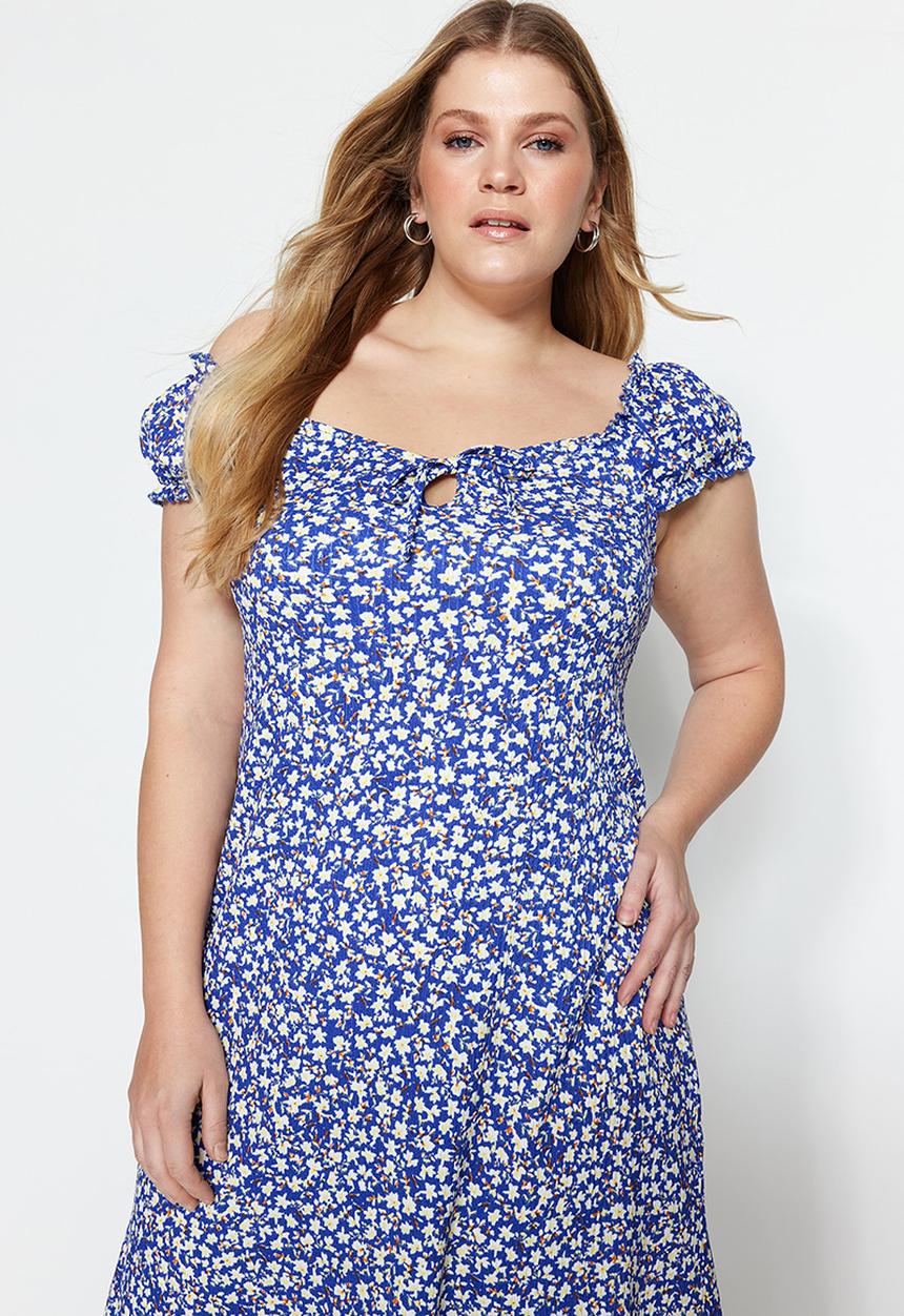 Trendyol - Plus cutesy dress - blue