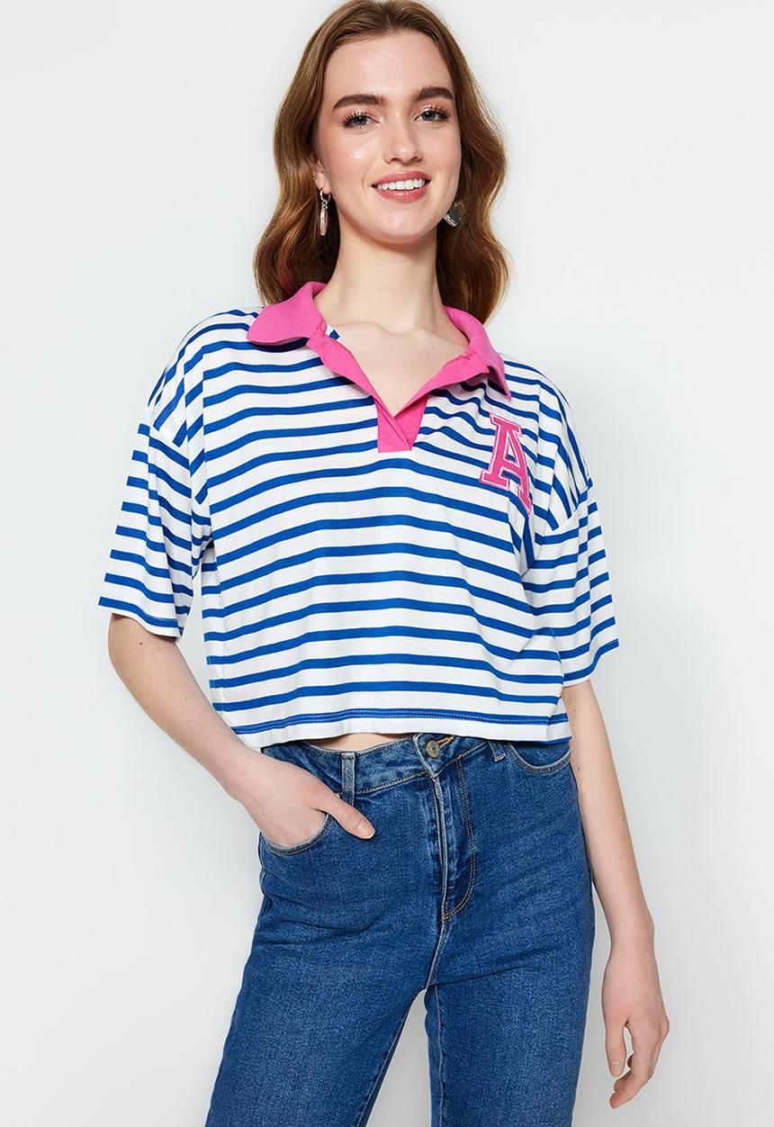 Trendyol - Contrast collar relaxed fit t-shirt - navy blue stripe