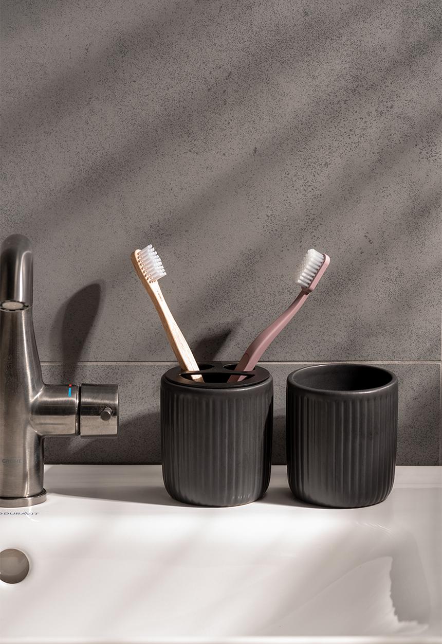 Present Time - Neat bathroom set - black
