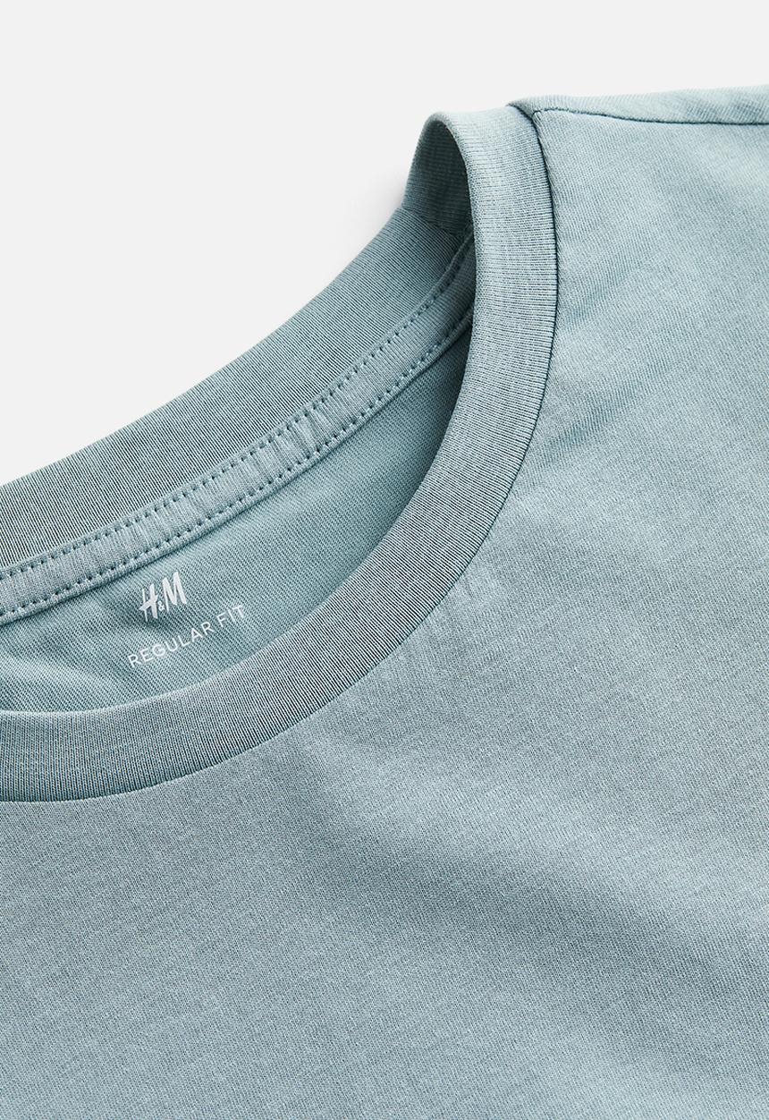 H&M - Regular fit round-neck T-shirt - light dusty turquoise