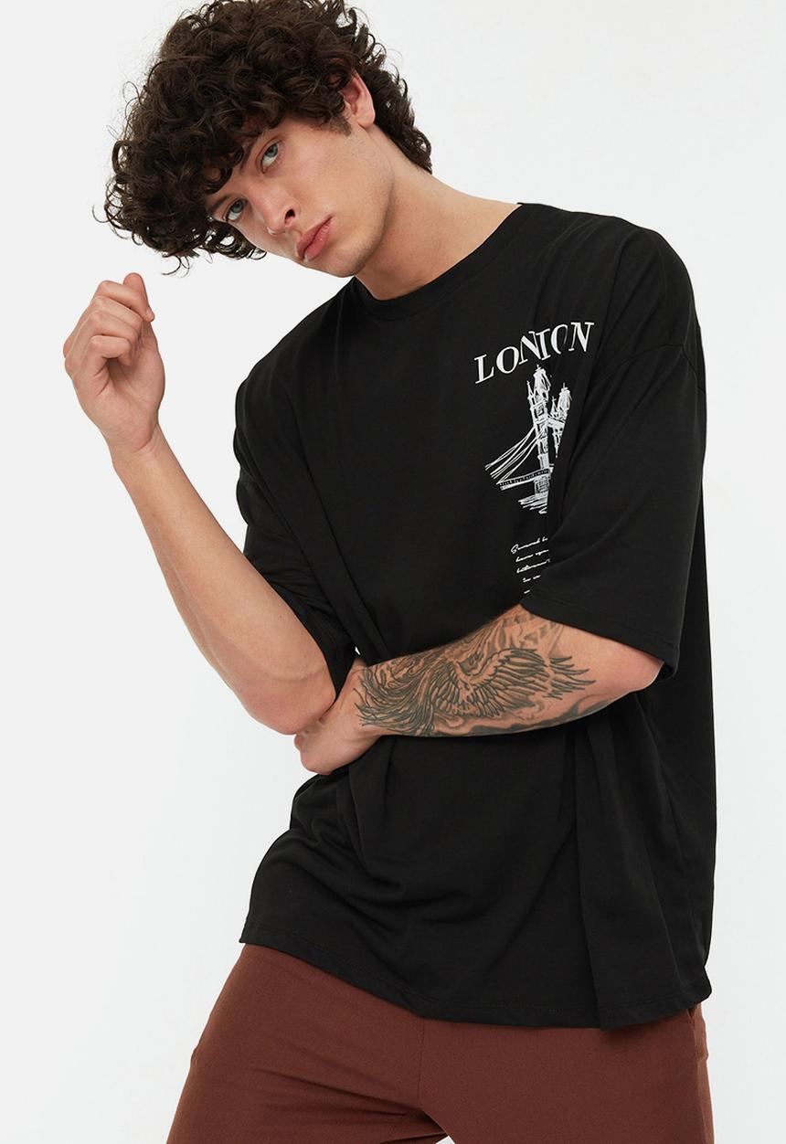 Trendyol - London graphic tee - black