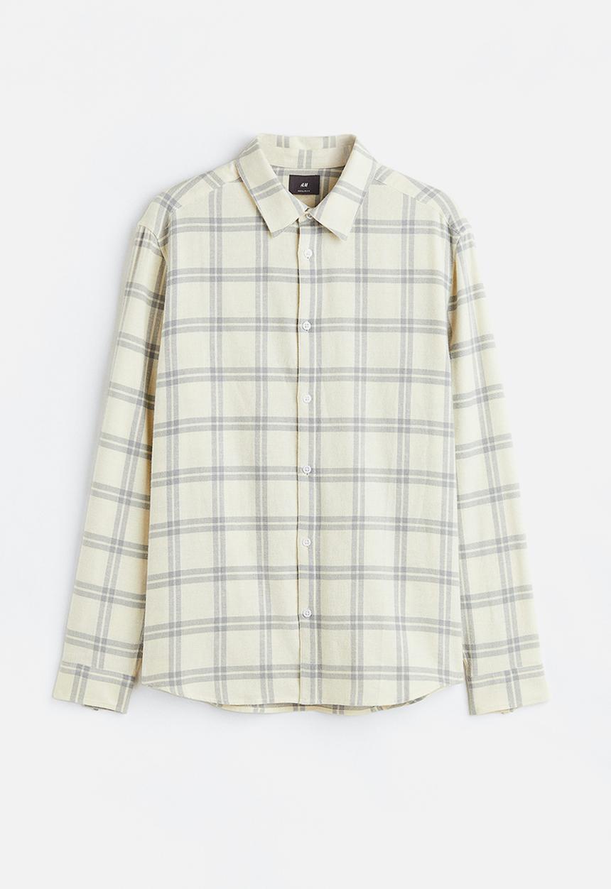 H&M - Regular fit checked shirt - light beige/light grey