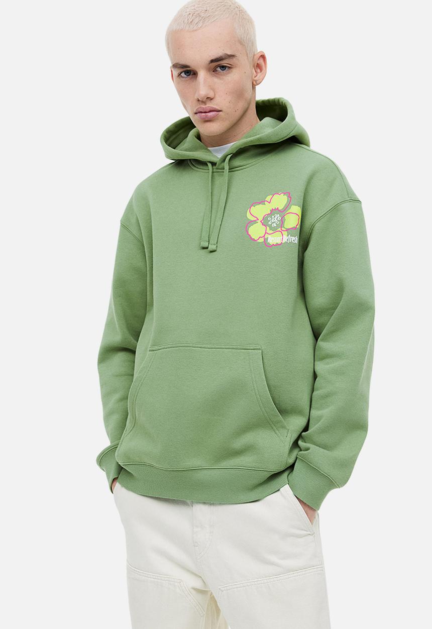 H&M - Relaxed fit printed hoodie - dusty green/restart refresh