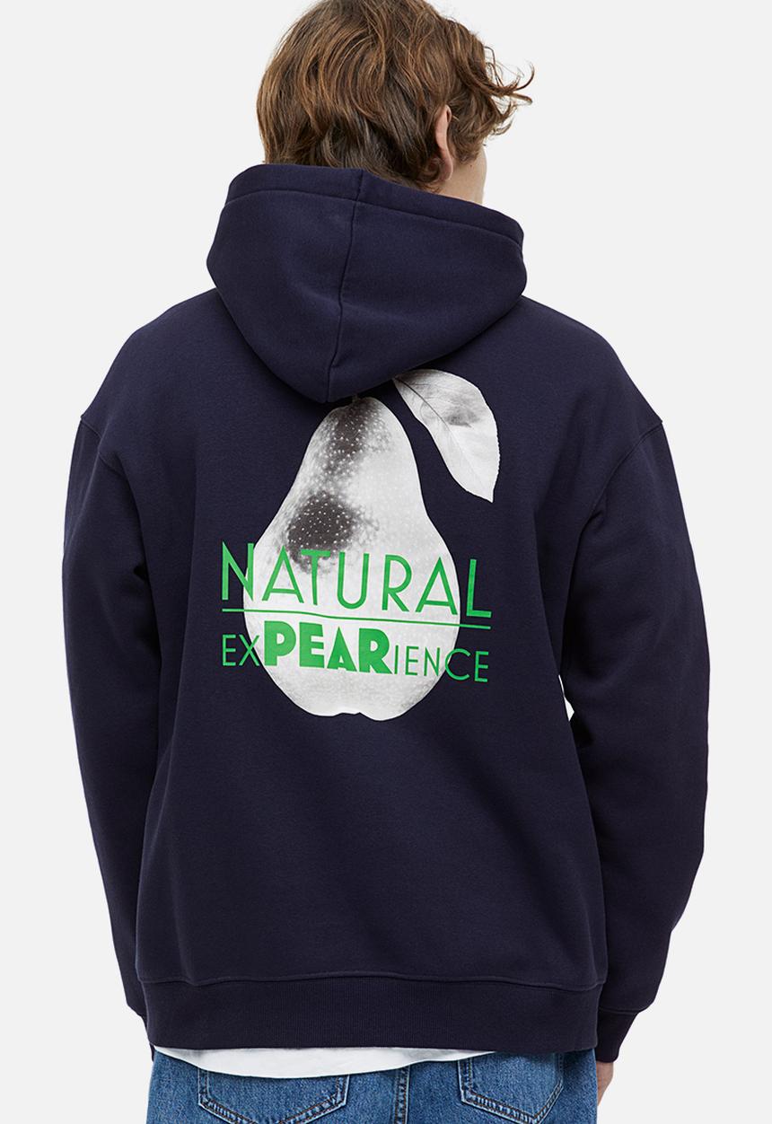 H&M - Relaxed fit printed hoodie - dark blue/pear