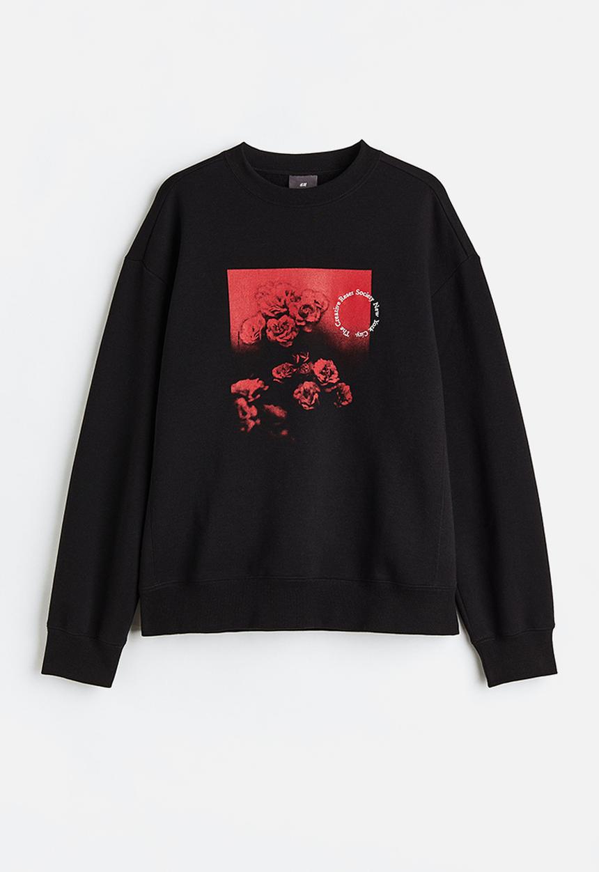 H&M - Relaxed fit printed sweatshirt - black/roses