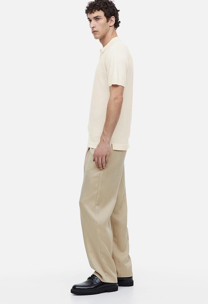 H&M - Slim fit fine-knit polo shirt - cream