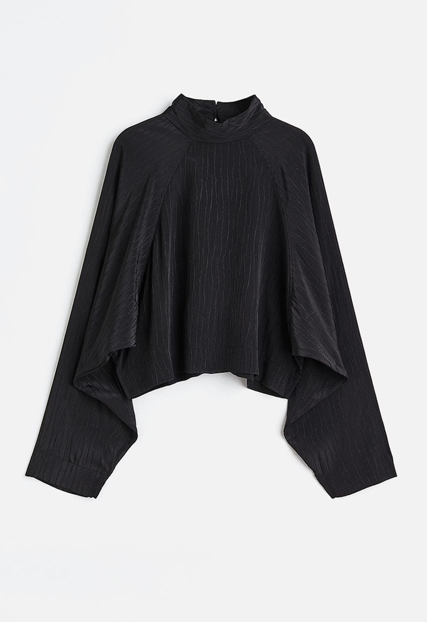 H&M - Batwing-sleeved blouse - black