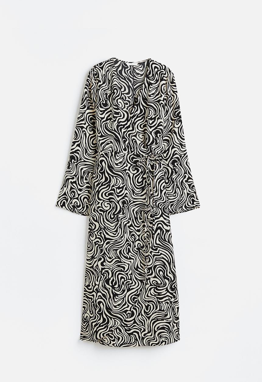 H&M - Crêpe wrap dress - black patterned