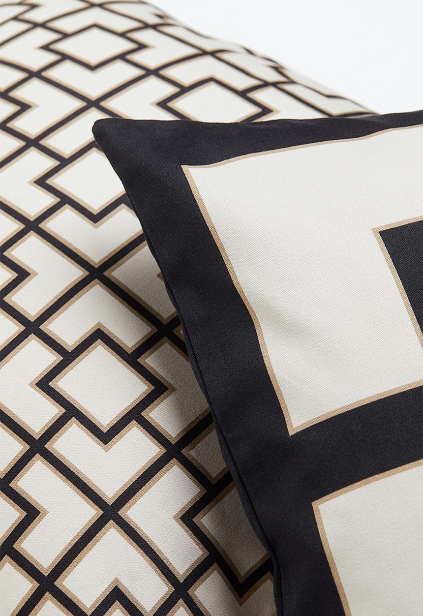 H&M - 2-pack satin cushion covers - light beige/patterned