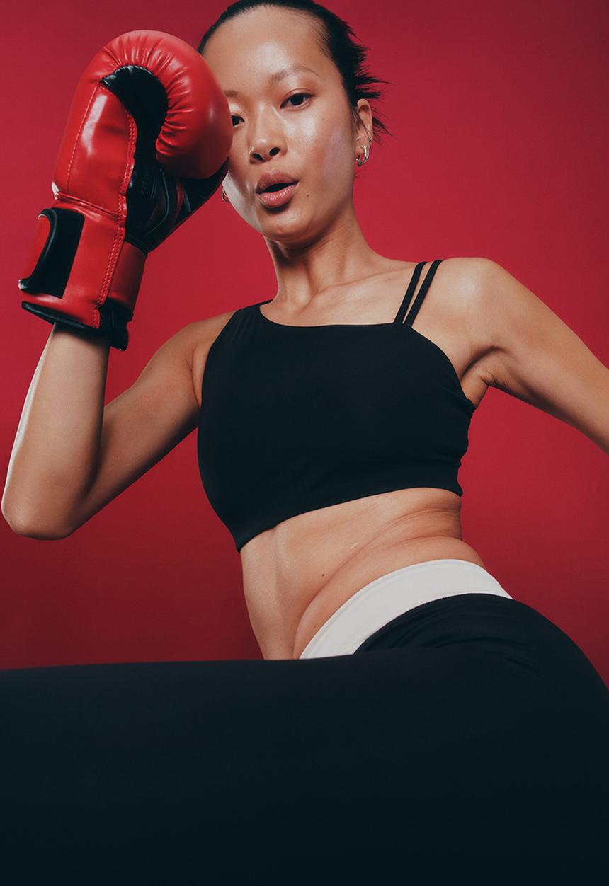 H&M - Drymove™ light support sports bra - black