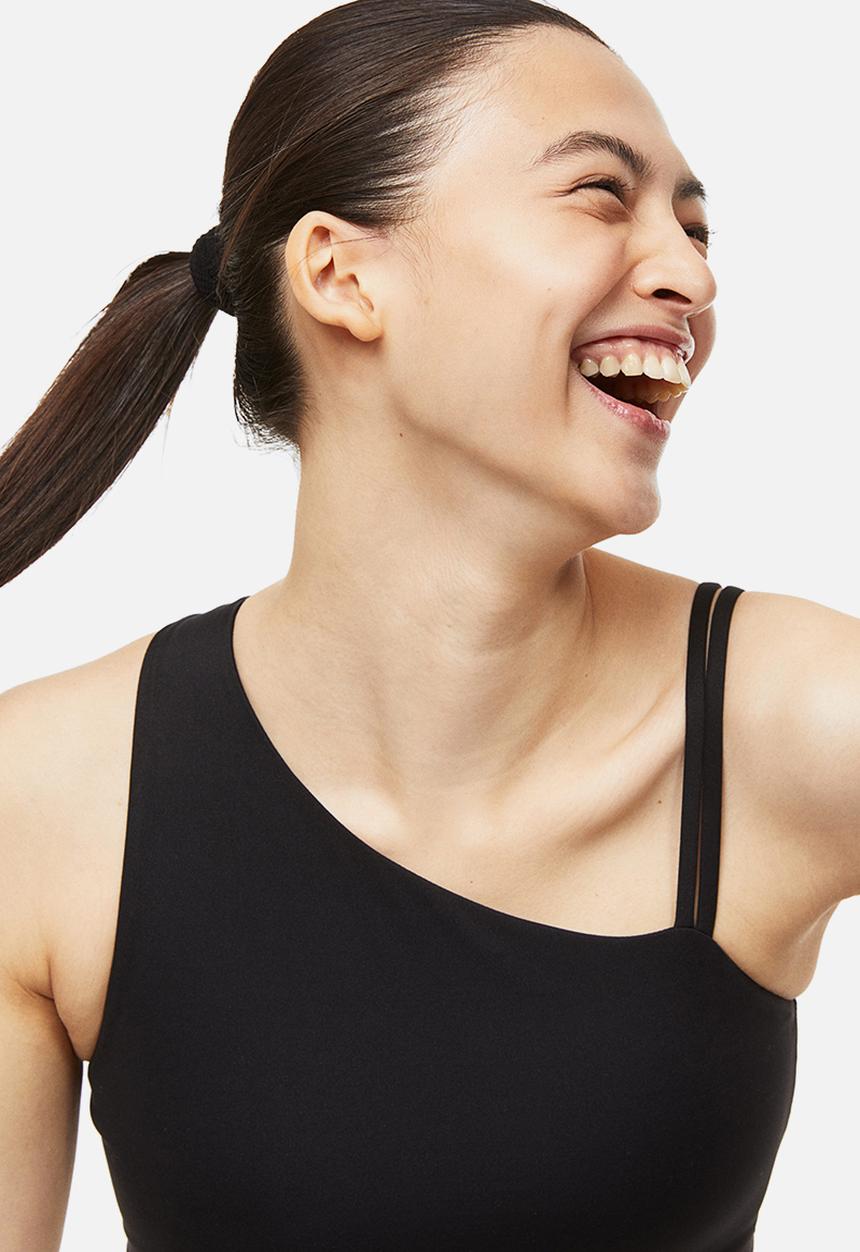 H&M - Drymove™ light support sports bra - black