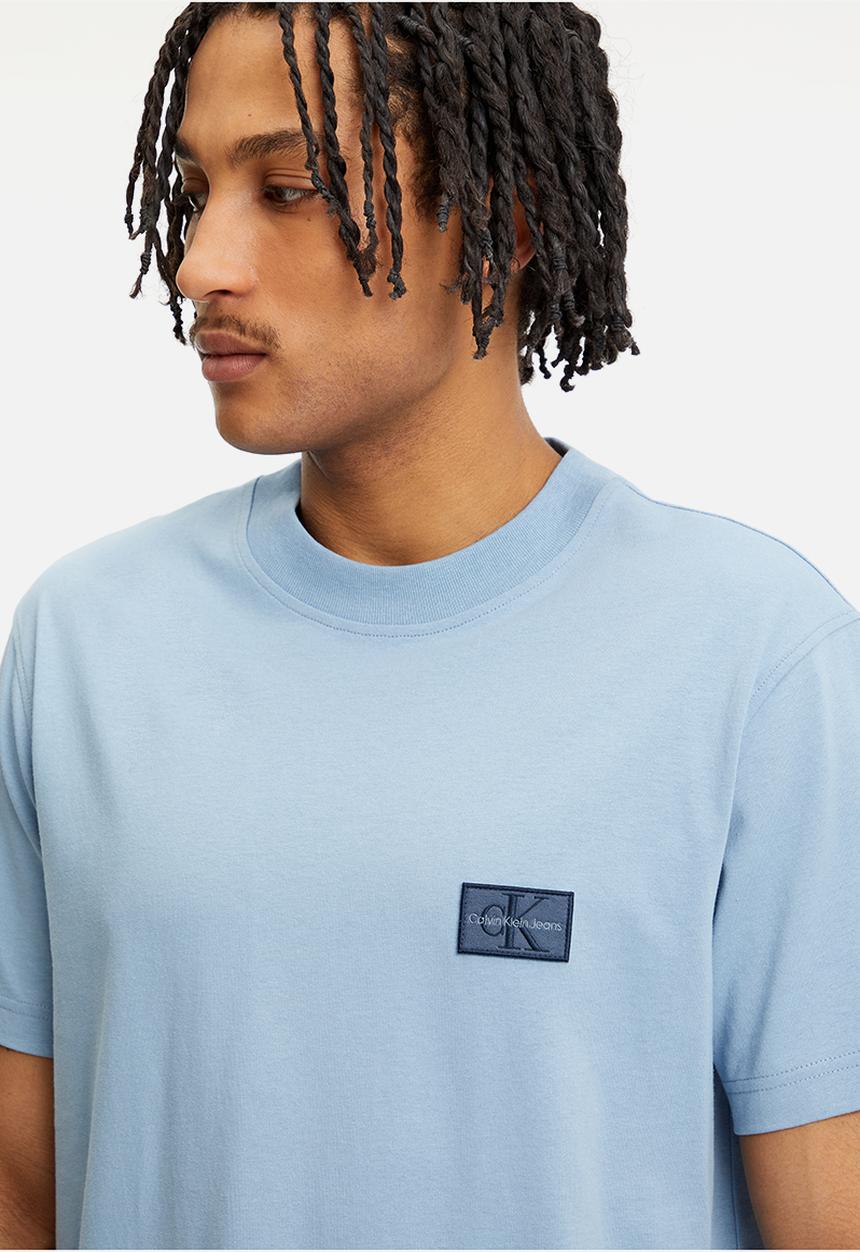 Calvin Klein - Shrunken badge tee - iceland blue